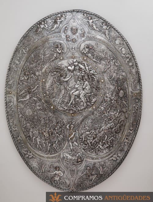 escudo antiguo de acero