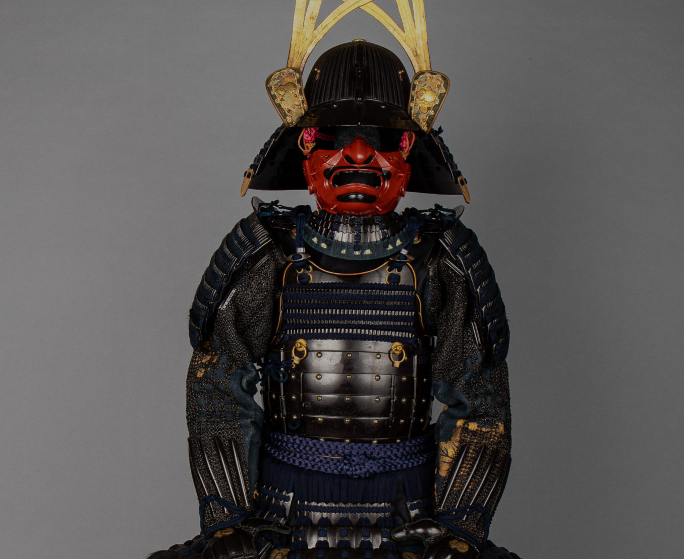 "Vender armadura japonesa antigua S.XVI-XVIII Bilbao - Compramos diferentes estilos yoroi samurái"